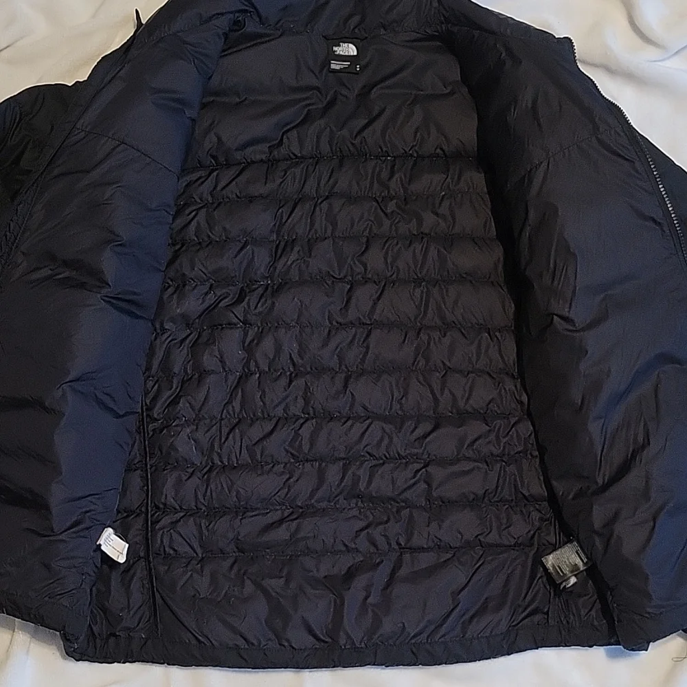 The North Face Black Puffer Jacket - Picture 4 of 4